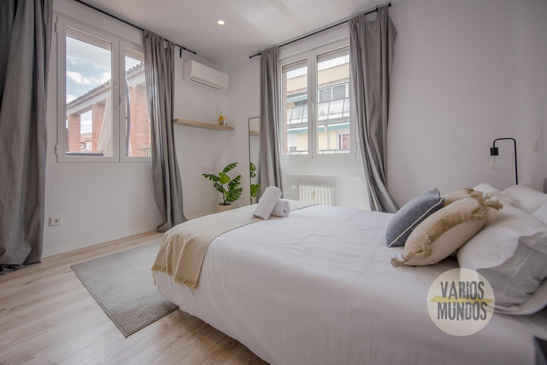 Atico X9 Pax Con Gran Terraza En El La Latina Apartment Мадрид Екстериор снимка